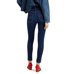 Levi’s 311 Shaping Skinny Women’s Jeans